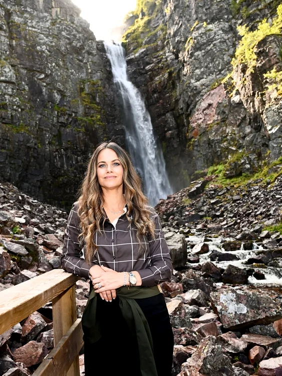 Prințesa Sofia a inaugurat noul traseu accesibil către cascada Njupeskär din Parcul Național Fulufjället, Foto Instagram (1) jpg
