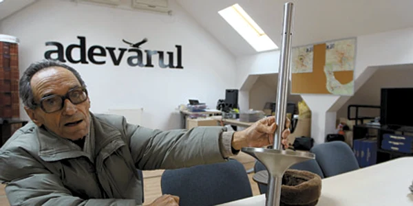 Vasile Vlăsceanu a adus torţa olimpică în redacţia „Adevărul“ din Timişoara