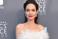 Angelina Jolie, îngrijirea tenului, dermatolog  foto   Shutterstock jpg