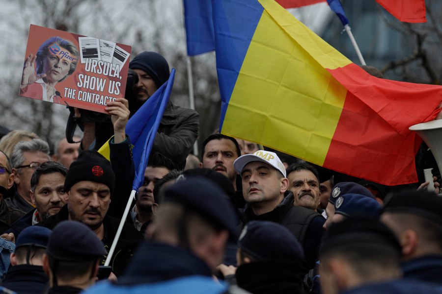 „Bag mâna în foc că peste 2 ani partidele antisistem vor avea peste 50%”. Un cunoscut bancher explică cele mai sumbre predicții