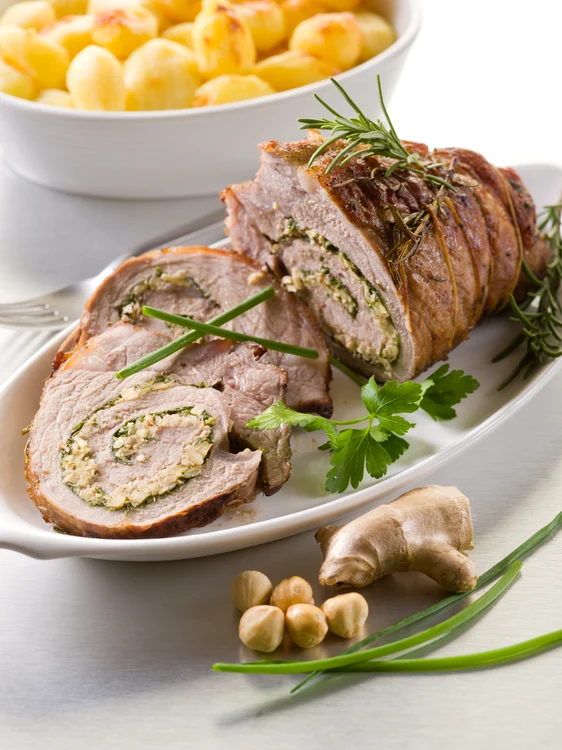 Ruladă cu alune şi ghimbir