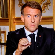 AFP  20261018  D3NF78K  v1  HighRes  FrancePoliticsGovernmentSocialDemo jpg