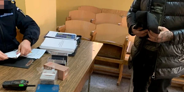comerciant parfumuri contrafacute Galati