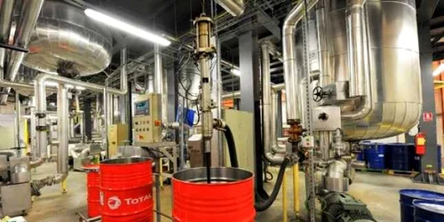 În vizită la fabrica care „ţine în viaţă“ motoarele Dacia-Renault - wallstreet