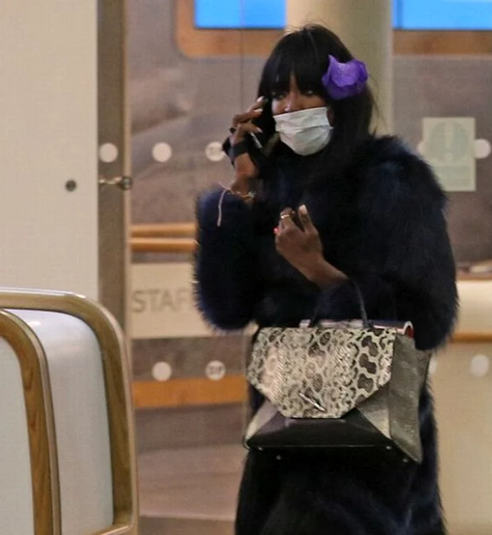 
    Naomi Campbell a atras imediat atenţia asupra ei foto: Daily Mail  