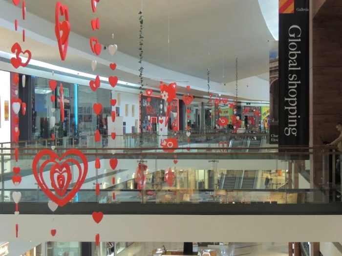 La Galleria Arad au început pregătirile pentru sărbătoarea iubirii