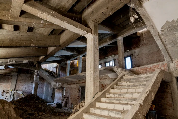 Lucrări la Cinema Studio din Timişoara FOTO Fidografia