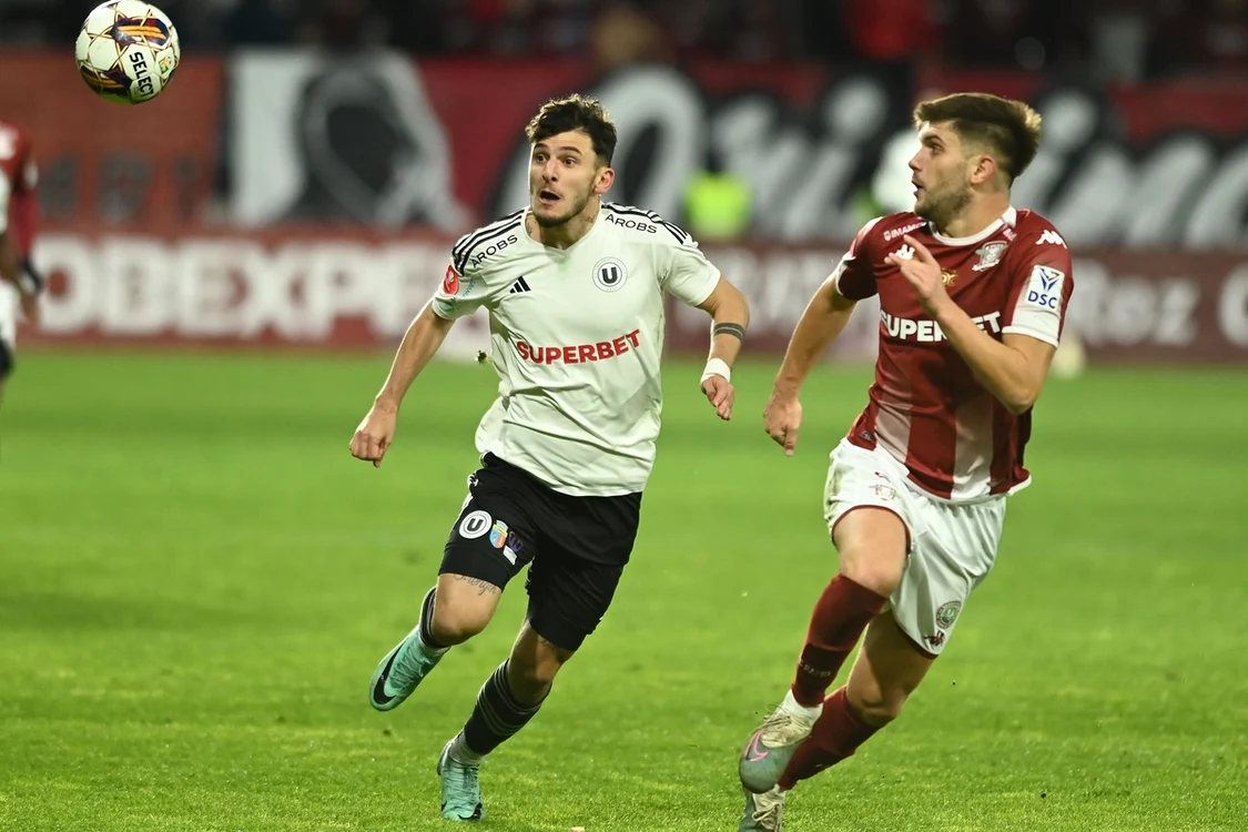 „Șepcile roșii” au revenit de la 0-2 (FOTO: Sportpictures)