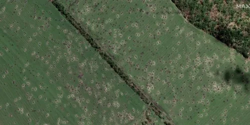 Gropi de artilerie la nord vest de Sloviansk FOTO Maxar Technologies via The Telegraph