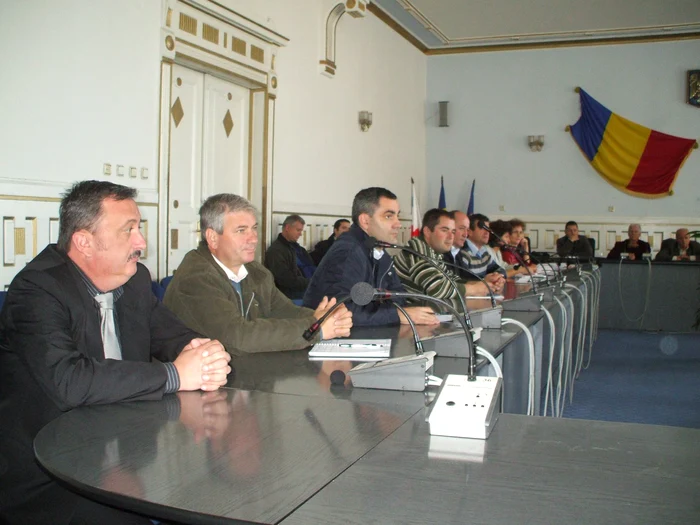 Primarii s-au plâns la sediul Prefecturii