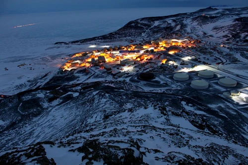 Statia McMurdo, Antartica nu există o altă localitate la care să se ajungă mai greu ca aici jpeg