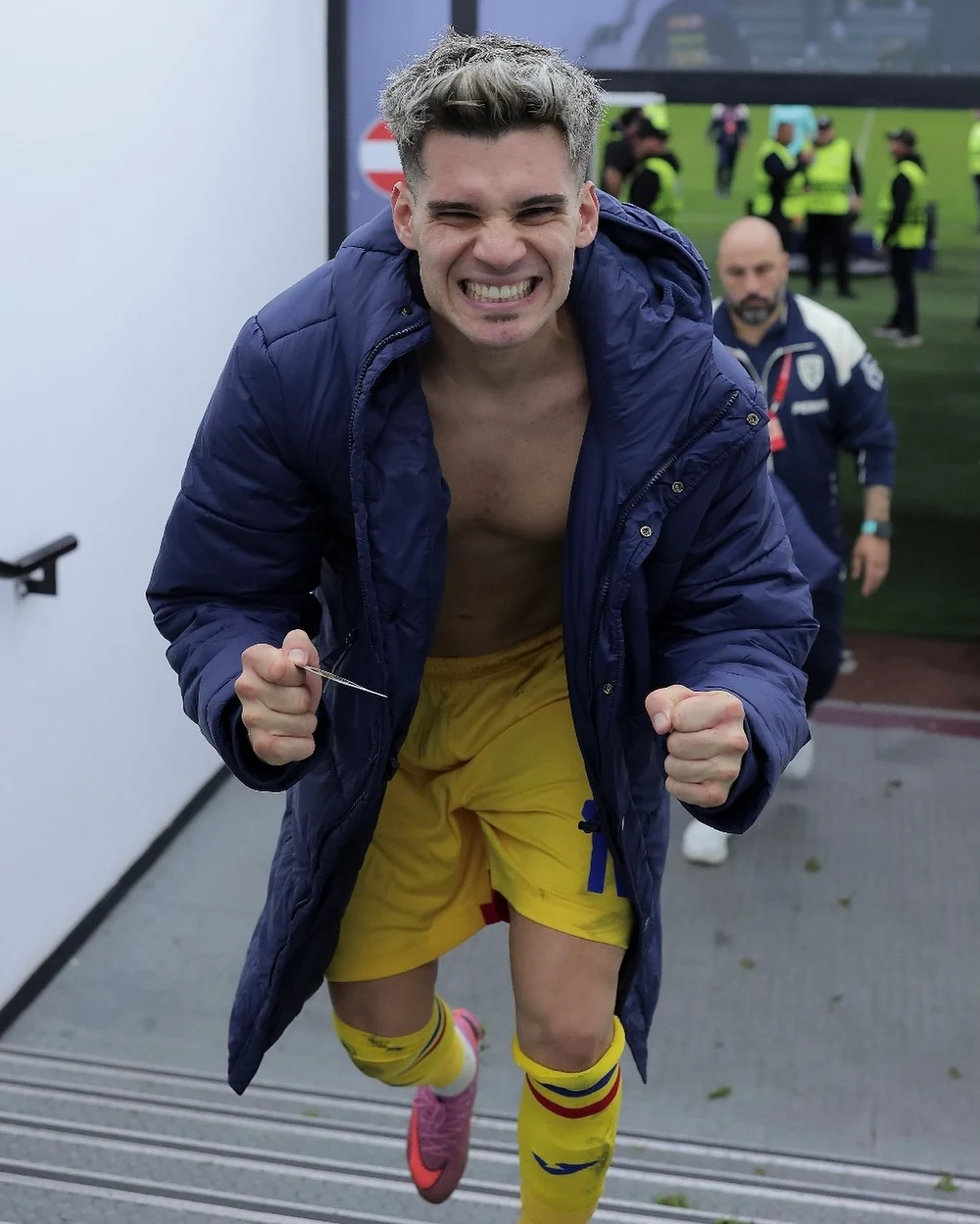 Scenariul miraculos care poate califica România la Campionatul Mondial de fotbal de anul viitor