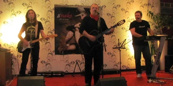 Mircea Baniciu în concert la clubul Snake din Timişoara