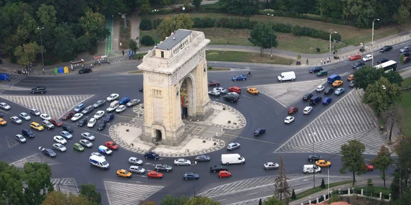 Arcul de Triumf este unul dintre monumentele emblematice ale Bucureştiului