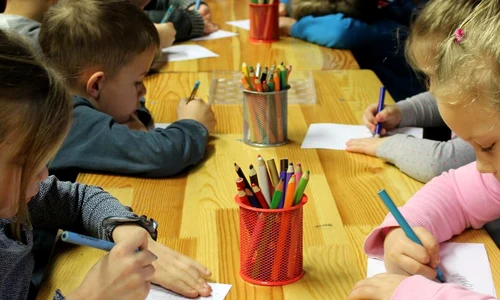 gradinita copii foto pixabay