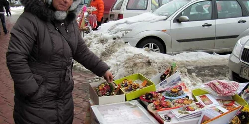 Ana Macovei confecționează mărțișoare de mai bine de 20 de ani