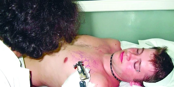 Tatuajele au început să facă furori în oraş