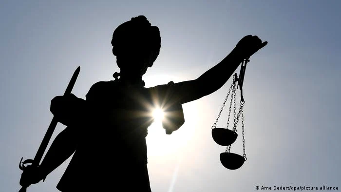 Justiţia la apus?
