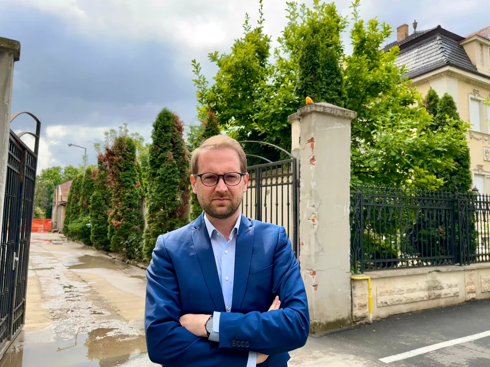 Dominic Fritz pe strada Cezar din Timișoara FOTO Primăria Timișoara