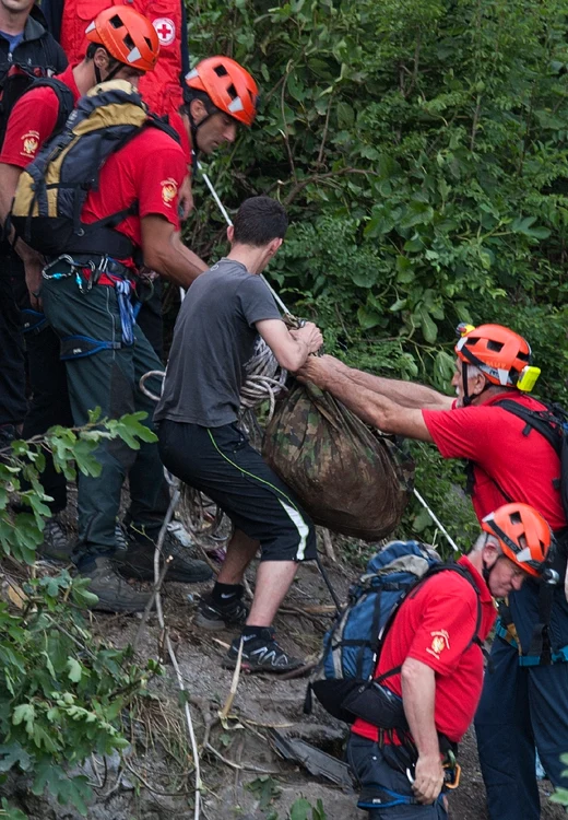 Vedere asupra locului în care s-a produs accidentul de autocar din Muntenegru. (Foto: Reuters)