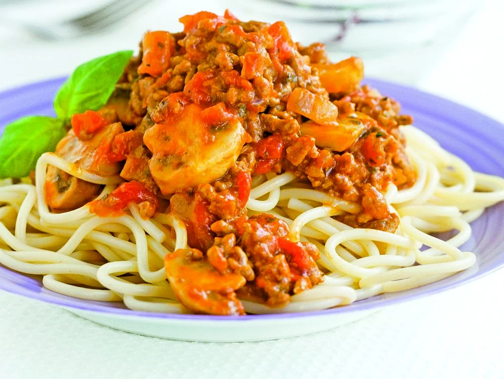 spaghete carne ciuperci jpeg
