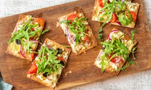 greek salad flatbreads 54fe0d0a jpeg