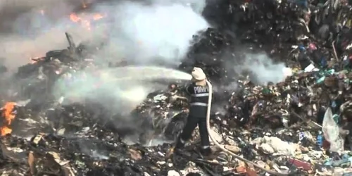 brasov incendiu rampa de gunoi