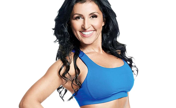 Kinga ştie secretul siluetei de viespe