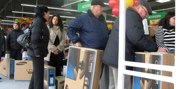 Printre cele mai vânate produse au fost  televizoarele LCD 