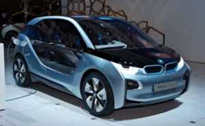 Maşina concept BMW i