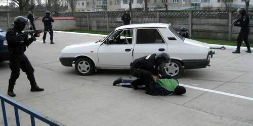 Jandarmii şi poliţiştii, în acţiune