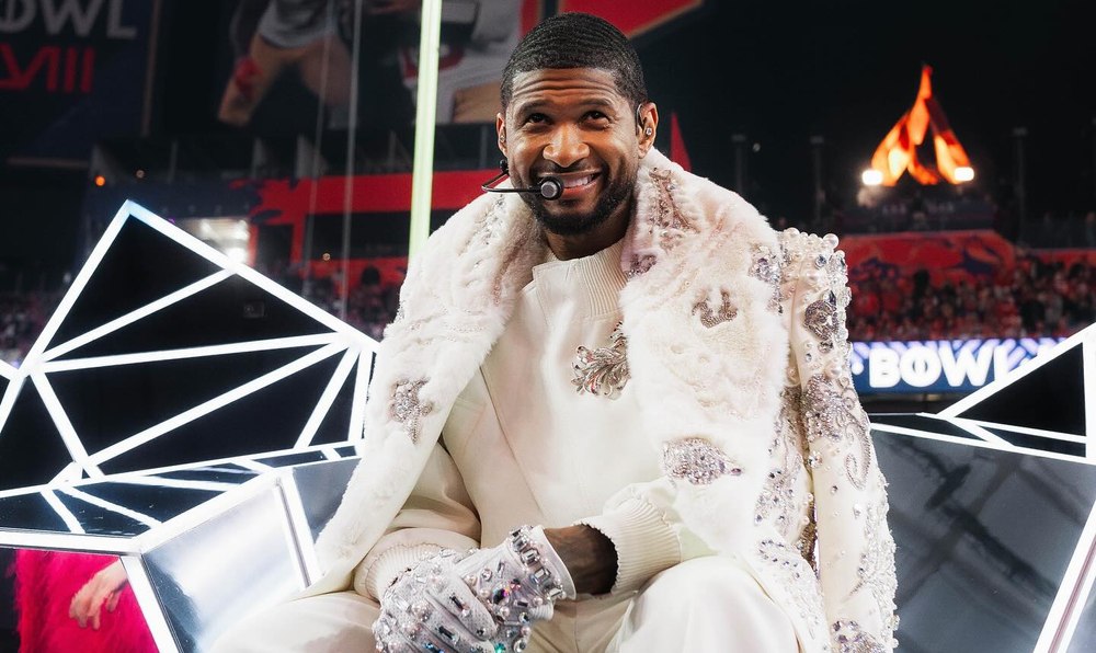 Usher s-a căsătorit la Las Vegas, imediat după spectacolul de la Super Bowl