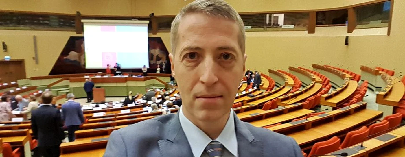 Radu Herjeu este unul dintre cei trei membri care s-au opus suspendării emisiei Realitatea TV FOTO Facebook Radu Herjeu
