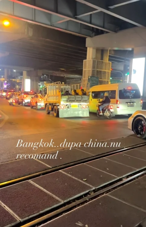 Delia se află în Bangkok / Foto: Instagram