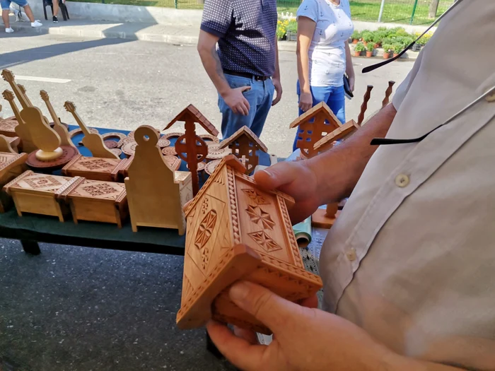 Lăzile de zestre de odinioară se regăsesc astăzi sub forma unor casete pentru bijuterii FOTO: A.M.