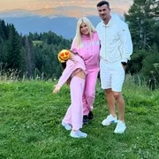Elena Udrea Adrian Alexandrov si fiica lor FOTO Facebook png