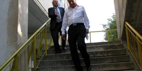 Turturică, în plan secund, negocia chiar şi pe scări cu Bucur