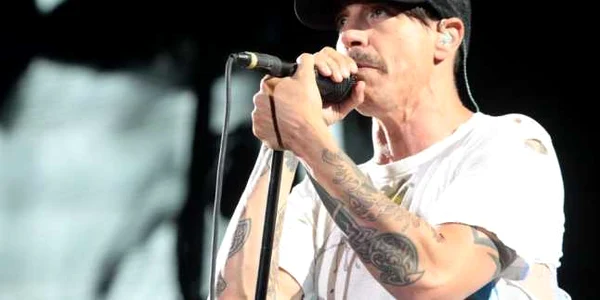 rhcp concert mediafax