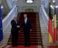 Klaus Iohannis îl întâmpină pe preşedintele Germaniei Frank-Walter Steinmeier. FOTO  Inquam Photos / George Calin