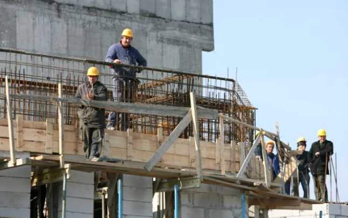 Circa 300 de autorizaţii de construire au fost eliberate până în acest moment FOTO Arhivă