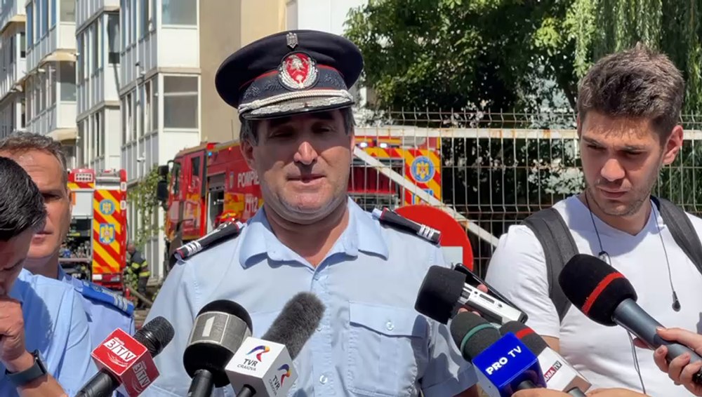 Bilanțul incendiului din Craiova: 26 locuințe distruse total. Autoritățile au pregătit 100 locuri de cazare VIDEO