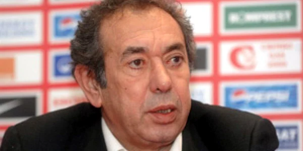 Nicolae Badea vrea să meargă pe mâna tinerilor