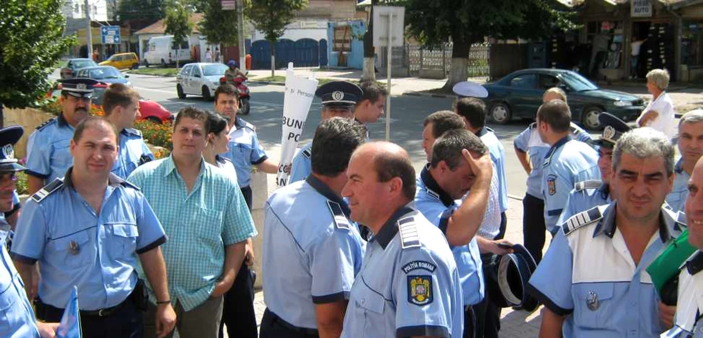 Poliţiştii giurgiuveni vor ieşi luni în stradă