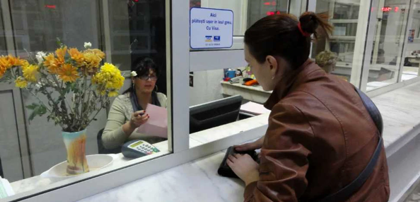 Contribuabilii îşi pot achita dările şi în weekend FOTO Adevărul