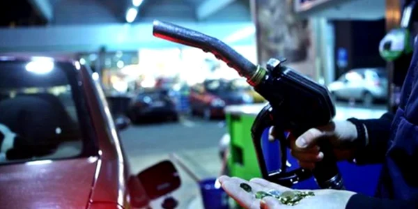 benzina in lume jpg