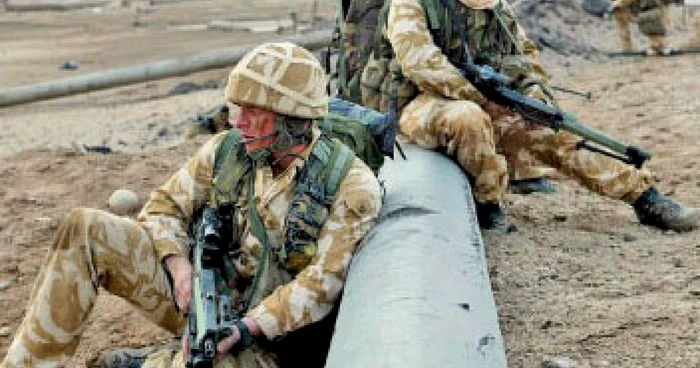 Ultimul contingent românesc din Irak soseşte joi, la Craiova