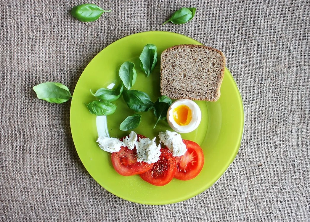 Oul fiert are puține calorii și este bogat în nutrienți