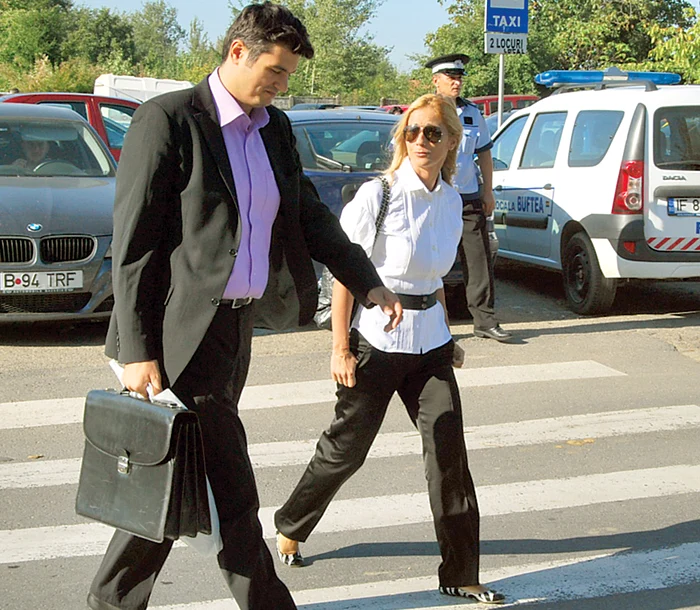 Irina Truică s-a dus la tribunal cu avocatul ei