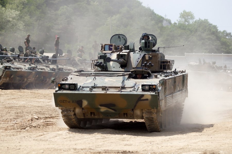 Industria românească de armament intră pe piața blindatelor moderne
