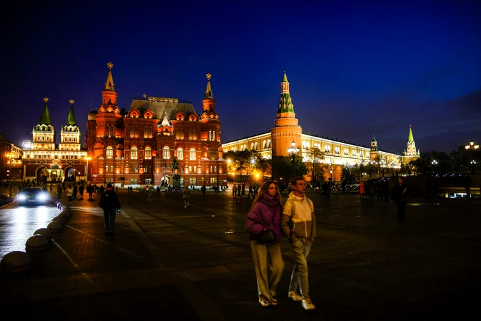 Moscova luminată noaptea, noiembrie 2022. FOTO Profimedia